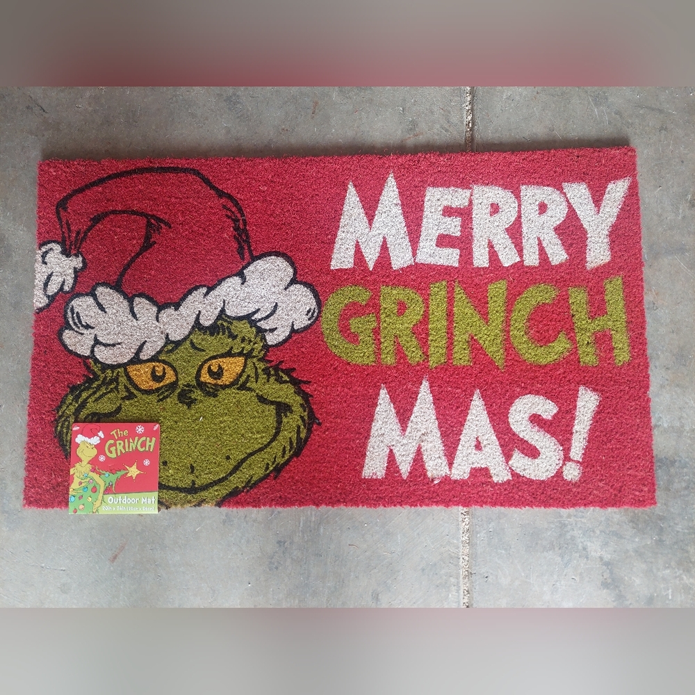 The Grinch Outdoor Mat